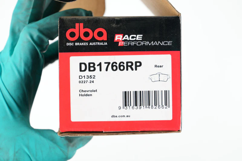 DBA 08-17 Pontiac G8 V6 Rear RP Performance Brake Pads - Image 3