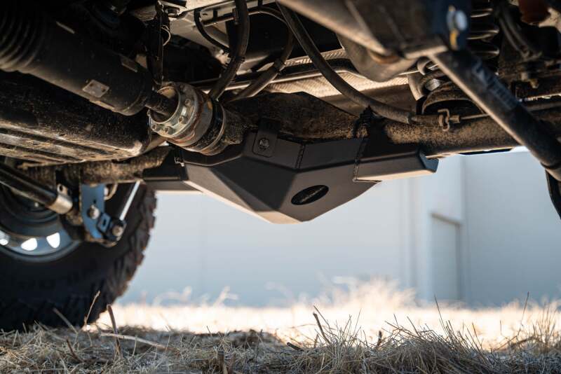 DV8 18-25 Jeep Wrangler/Gladiator Rubicon (JL/JLU/JT) Rear Differential Skid Plate - Image 7