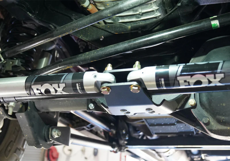 Superlift 05-23 F-250/350 4WD Dual Steering Stabilizer Kit w/ Bilstein Shocks - No Lift Required - Image 4