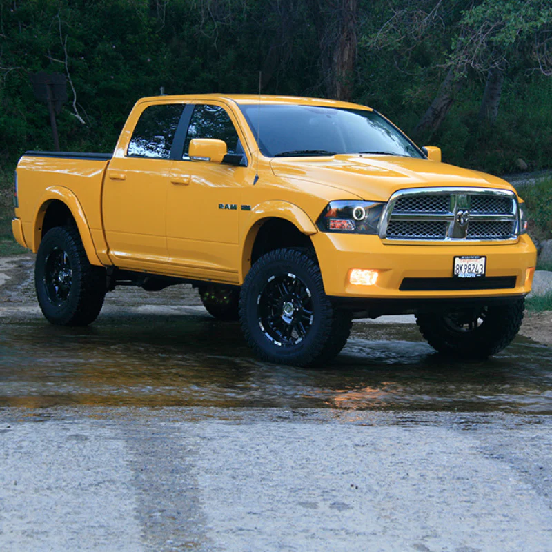 Superlift 12-18 Dodge RAM 1500 4WD 6in Lift Kit w/ Bilstein Front Struts & Rear Shocks - Image 3