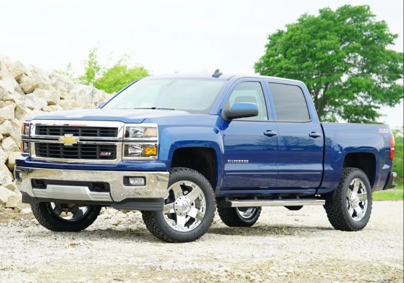 Superlift 14-18 Chevy Silv 1500 2WD 3.5in Lift Kit w/ Alum/Steel Control Arms & Bilstein Rear Shocks - Image 3