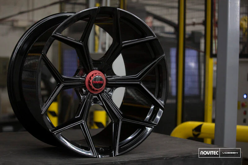 Vossen x Novitec NL4-5L 20x9in - 5x112 BP - ET24 - Gloss Black Lamborghini Aventador Front Wheel